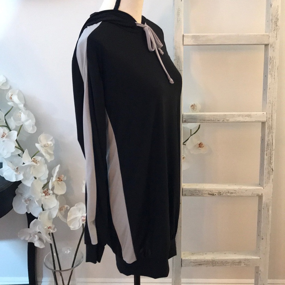 Hooded Tunic Dress - Picture 7 of 7